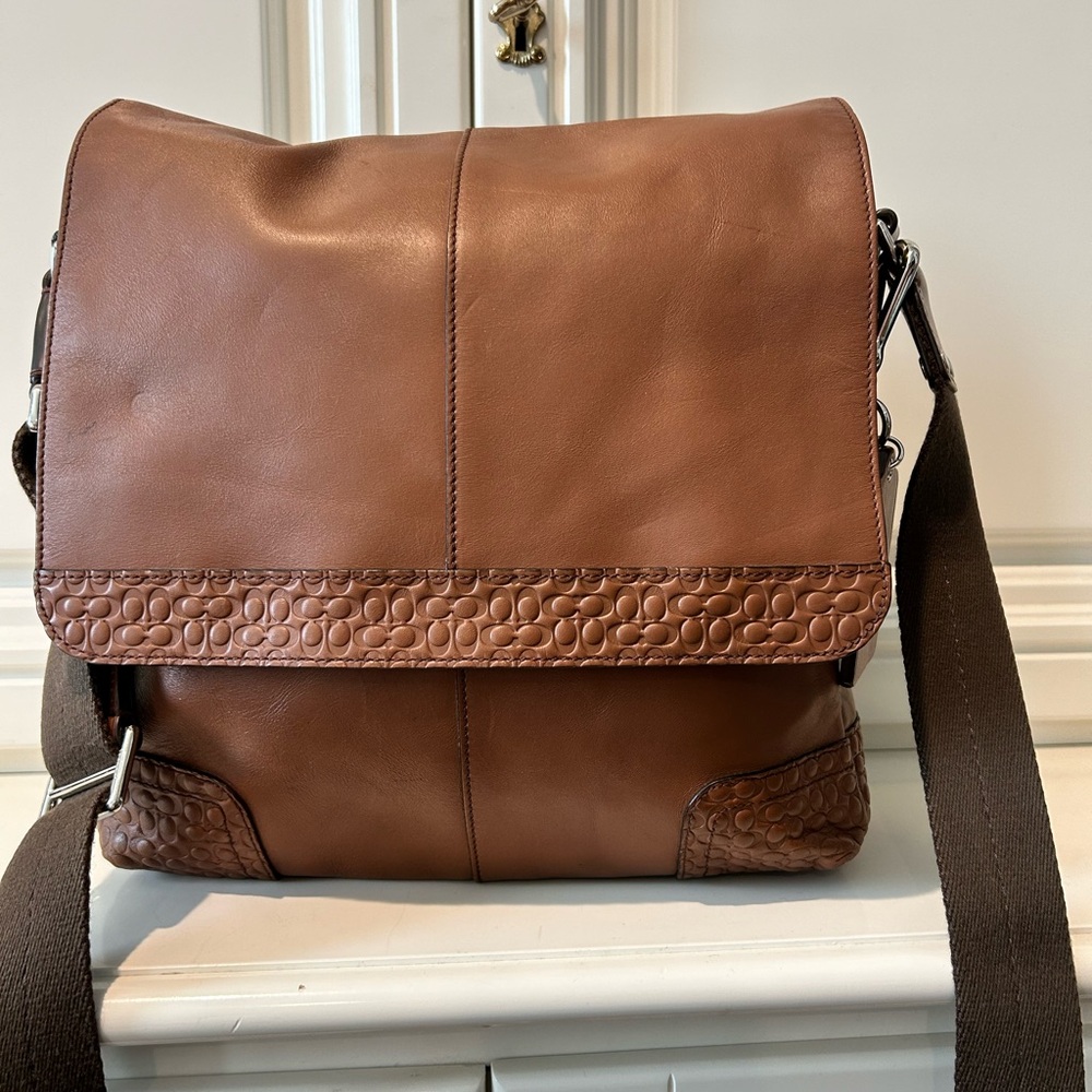 Coach messengers tan bag 74386 - Picture 2 of 7